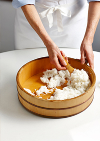 fold rice until vinegar is evenly distributed
