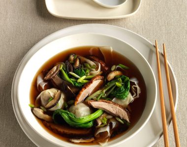 Roast Duck & Wonton Soup