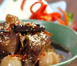 Sesame, Ginger & Soy Slow Cooked Beef Ribs