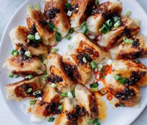 Simple Delicious Veggie Dumplings