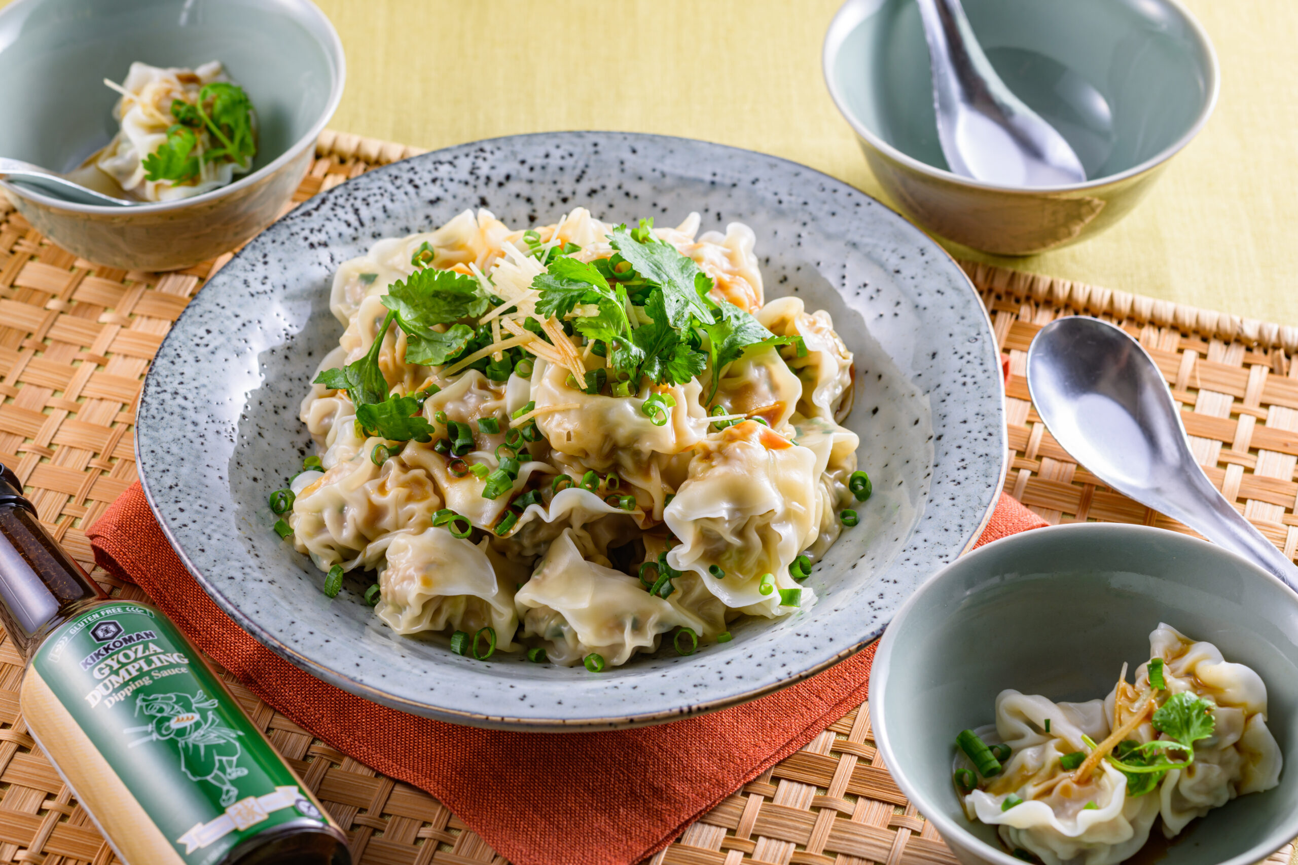 Prawns and Celery Boiled Dumplings