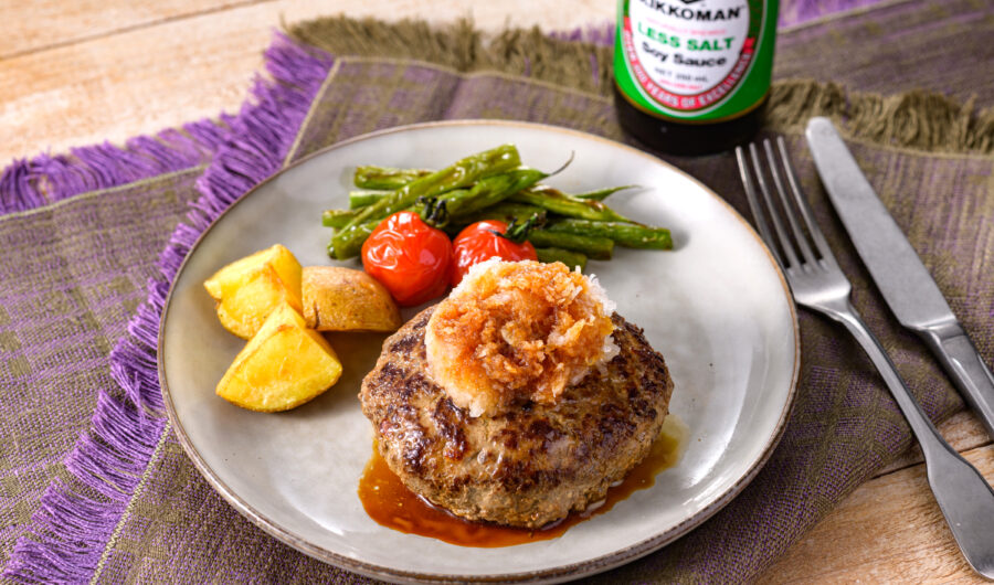 Low-Salt Japanese-style Hamburger Steak with Grated Daikon Sauce