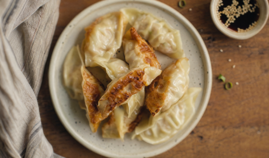 PAN-FRIED GYOZA WITH DIPPING SAUCE